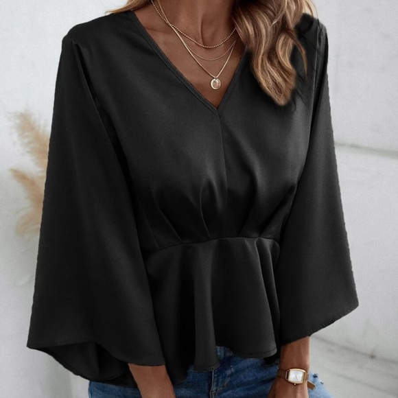 V neck Kimono Sleeve Oversized Blouse - Picture 6 of 15